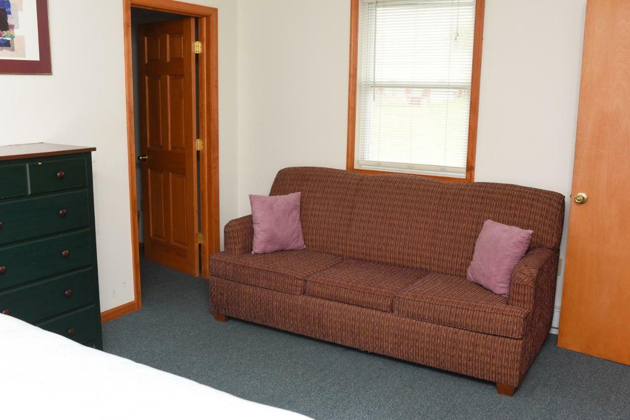 Chestnut Grove Family Resort Mount Pocono Exterior foto